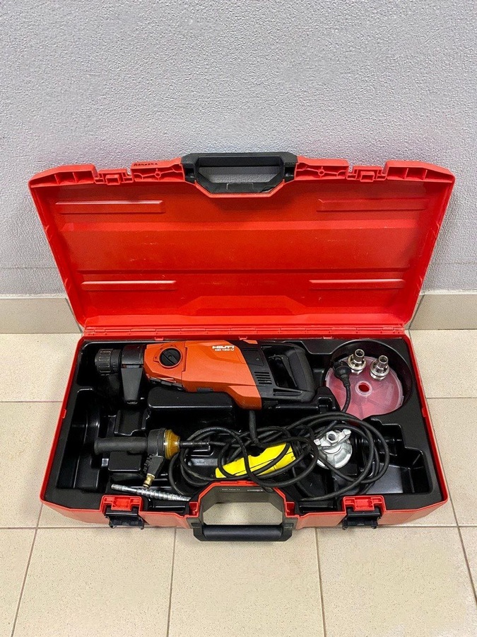 DD 150-U Установка алмазного бурения